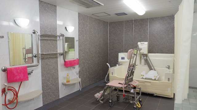 【介護と医療が連携し入所者様が安心できる療養環境をご提供いたします】｜介護老人保健施設　びわの葉