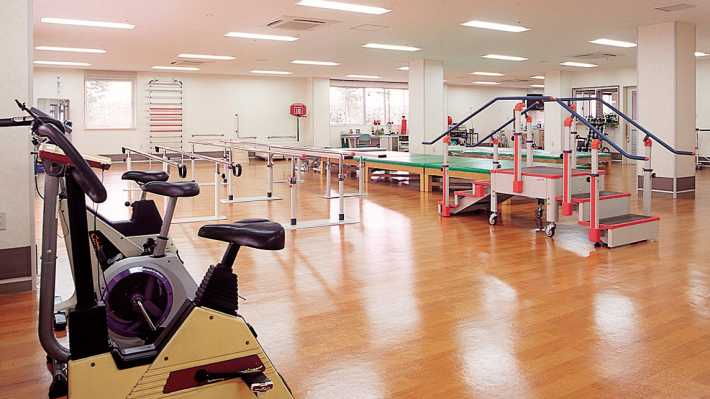 入所者様に寄り添ったリハビリを提供します|介護老人保健施設 びわの葉