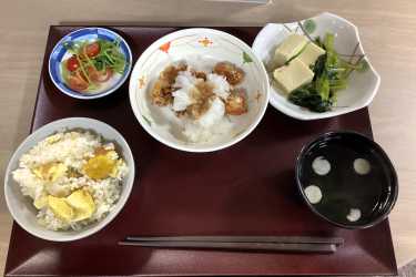 《温かいお食事》|ミモザ岩槻加倉(グループホーム)