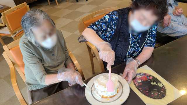 地域密着型のデイサービスです|介護サークル かがやき 丘の上の小さな家