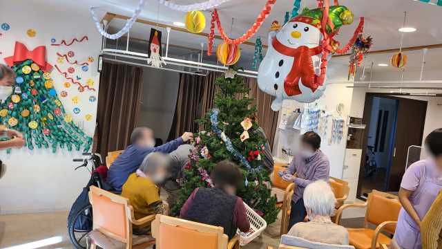 地域密着型のデイサービスです｜介護サークル　かがやき　丘の上の小さな家