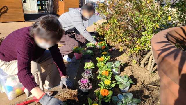 地域密着型のデイサービスです|介護サークル かがやき 丘の上の小さな家