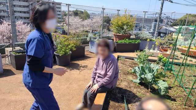 地域密着型のデイサービスです|介護サークル かがやき 丘の上の小さな家