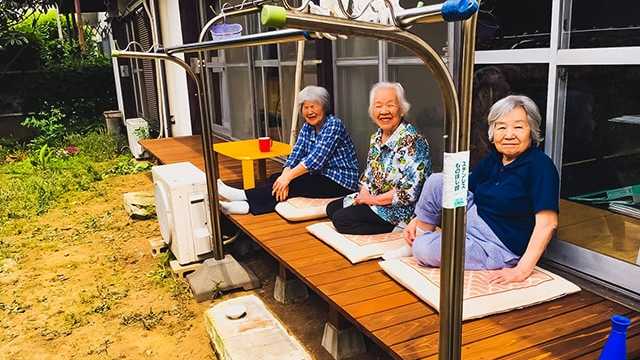 毎日をいきいきと暮らすお手伝い。通所型のデイサービスです。★土日祝も対応！★｜スマイルデイサービス新高島平