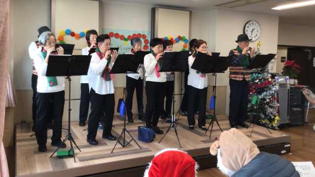 都内で有名な商店街にほど近く、中学校と併設というユニークな施設です｜品川区立戸越台特別養護老人ホーム　《併設：戸越台在宅サービスセンター／戸越台在宅介護支援センター》