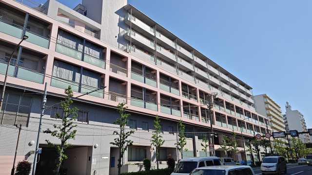 都内有数の大規模施設で、ゆったりとしたサービスときめ細やかな個別ケアを行っています。|品川区立荏原特別養護老人ホーム
