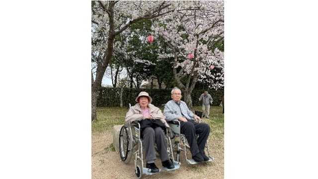 65歳以上の自立された方から介護の必要な方までご入居いただけます|介護付有料老人ホーム(混合型) リバティーベル六甲