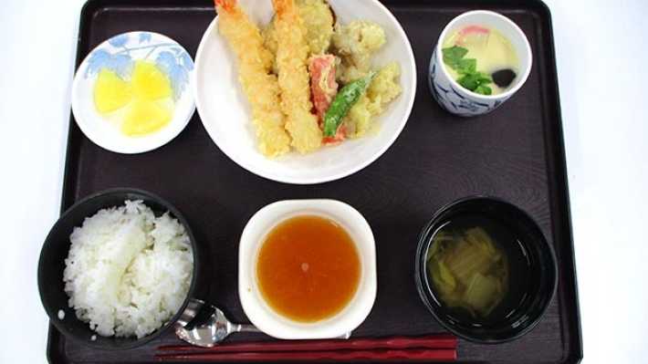 美味しい家庭的な味わいのお食事！｜サービス付き高齢者向け住宅ファインビレッジ緑花台（ケアステーション元気村 併設）