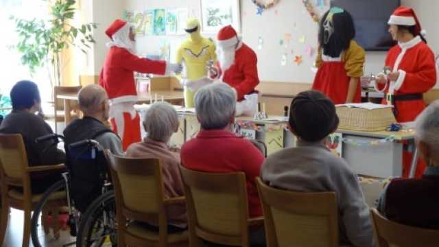 輝く大宝のような 「喜び」や「笑顔」が 満ちあふれた場所。 輝きある生活の中で。｜社会福祉法人紫水会　オーネストひびの大宝