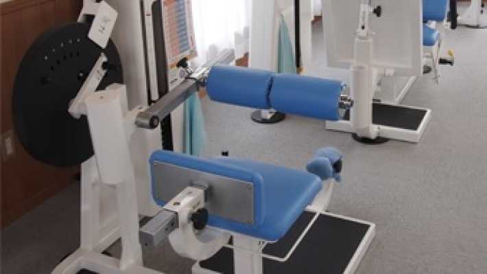 パワーリハビリ｜悠悠らいふケア／（株）至誠らいふケア