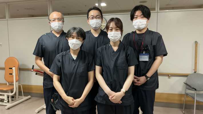 ◆リハビリに力を入れた人員体制｜太陽と緑の家　デイサービス