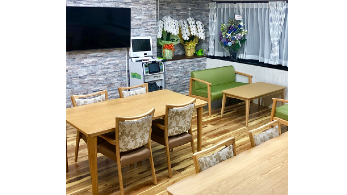 【日常的に人とふれあえる環境で安心◎】|住宅型有料老人ホーム あいびぃ~弥生【併設:訪問介護 あいびぃ~】