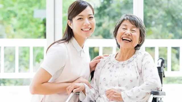 24時間365日、ご利用者様が安心して在宅生活が送れるように|訪問看護ステ-ション愛心(まごころ)