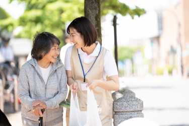 【併設：ヘルパーセンター（訪問介護）】｜きらら浜松