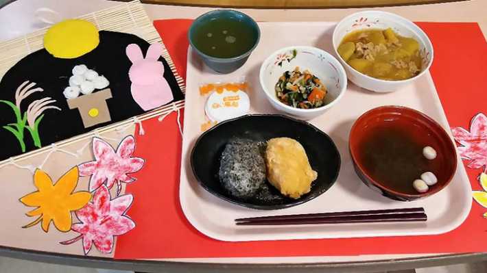 【食事】併設の厨房よりできたてのお食事｜特別養護老人ホーム ちぎり（併設：デイサービス ちぎり）