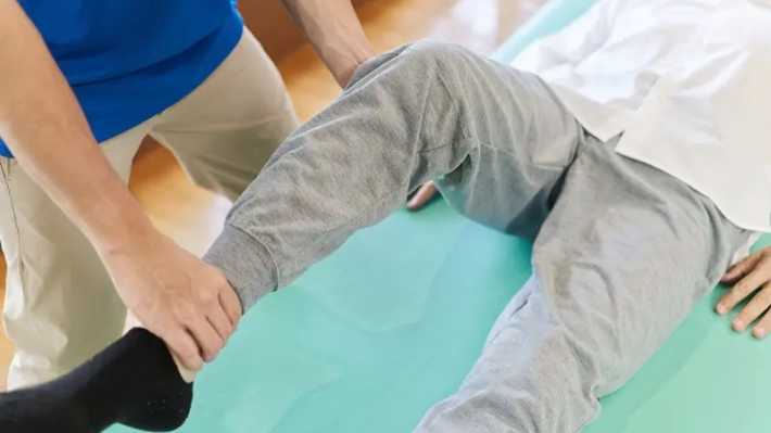 ▼PT・OTによる「リハビリ」も対応｜訪問看護ステーション湊