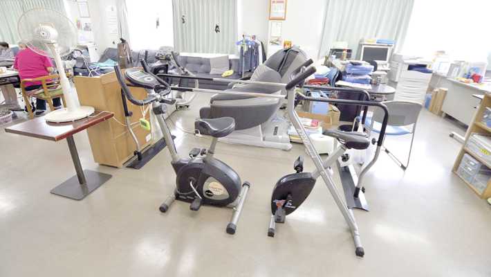 《豊富な機能訓練マシン》｜シルバーハウス幡豆／株式会社ゆたかサービス