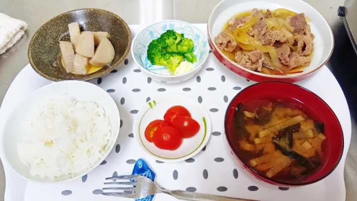 食事(昼食)｜おはぎデイサービス／BIG BRIDGE合同会社