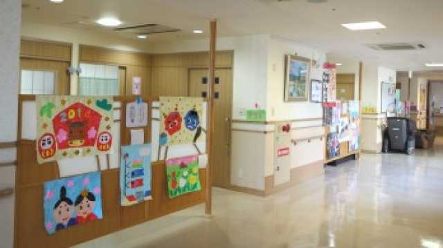 やすらぎとよろこびに満ちた時間を大切に。｜特別養護老人ホームひまわりの郷