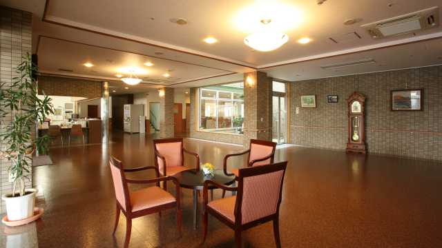 ～　『安心と満足』を理念に　～｜介護老人保健施設みやびの里