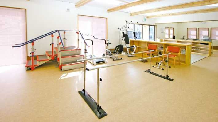 充実の機能訓練設備｜デイサービスあゆみ保母／有限会社サポートプランニング