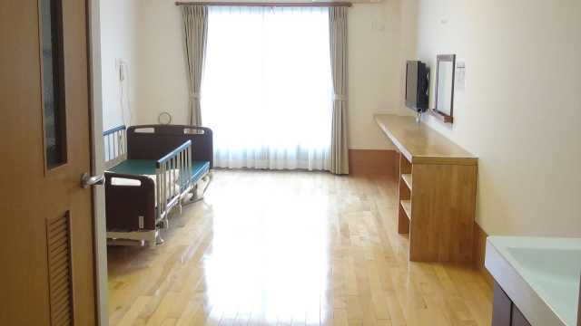 お互い様の精神で～やすらぎ～つながり～おもいやりのある家（施設）を目指します｜介護付き有料老人ホーム【混合型特定施設いぶき】/(株)いぶきの会