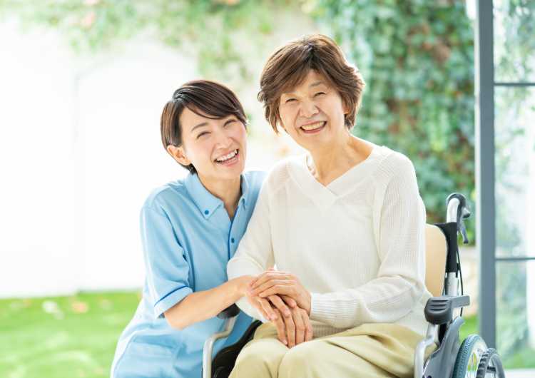 平日のみ！17時～の遅番歓迎！未経験OK！週2日～勤務OK！中高年パート主婦さん活躍中！｜小規模多機能型居宅介護　ナーシングみち草