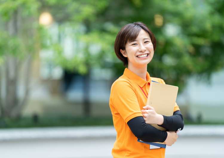 【 同時募集 】居宅介護支援事業所/新所沢駅より徒歩6分/賞与あり/社会保障完備/土日祝休み｜デイサービス寿