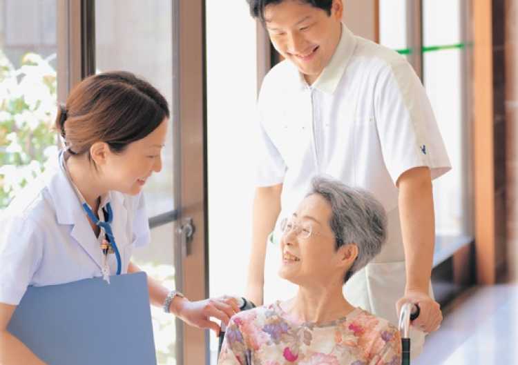 賞与計4.8ヶ月☆託児所あり！やりがいを感じられるのはもちろん、将来を見据えて安心して働ける職場です｜医療法人光生会　介護老人保健施設　赤岩荘