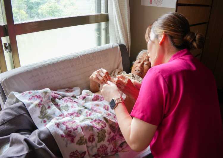 レディーバグ訪問看護ステーション愛甲石田でのパート看護師募集｜レディーバグ訪問看護ステーション武蔵小山・大垣・愛甲石田