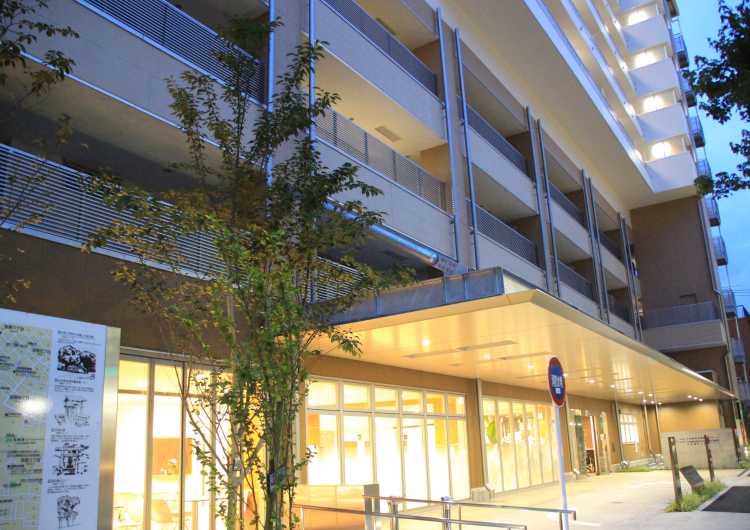三徳会では、介護職を募集しています|品川区立戸越台特別養護老人ホーム 《併設:戸越台在宅サービスセンター/戸越台在宅介護支援センター》
