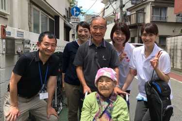 訪問看護師さんの募集中です。|レディーバグ訪問看護ステーション武蔵小山・大垣・愛甲石田