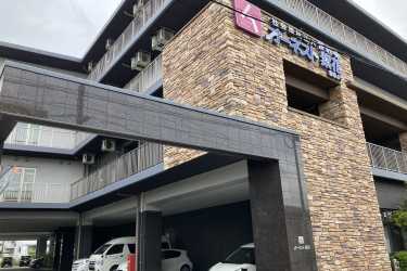 スタッフ募集中！｜特別養護老人ホーム　オーネスト紫花