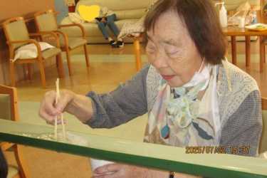 そうめん流し冷たくて美味しい♡｜こがデイサービスみづまの杜