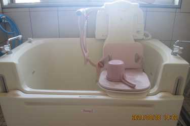 高級なお湯で入浴どうぞ｜こがデイサービスみづまの杜